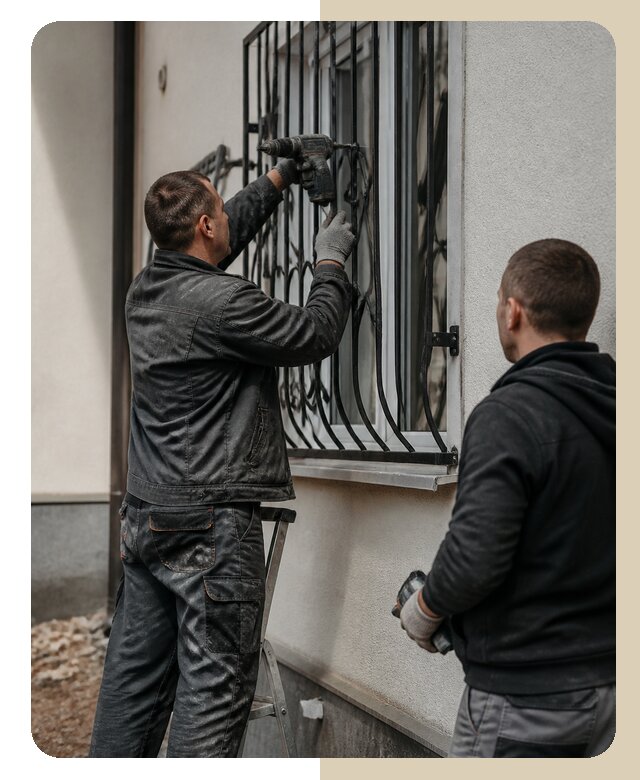 Установка наружных решеток в Глазове от 4999 р. | Дверной